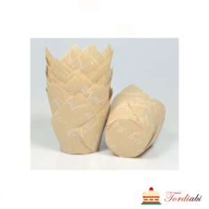 Tordiabi beezhid tulp muffinivormid valge kirjaga